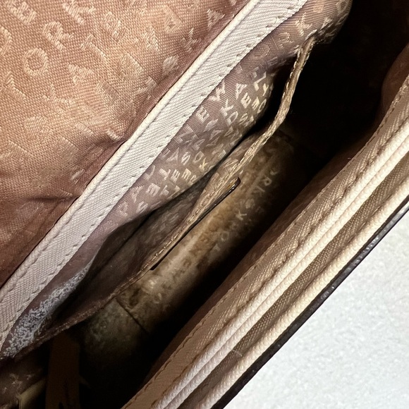 Kate spade sling bag - Picture 9 of 11